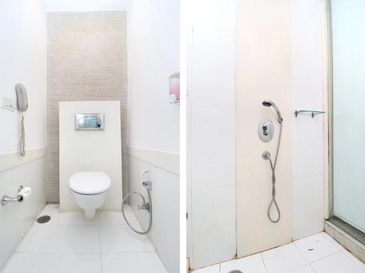 Oyo 79355 Collection O Hotel Adona Meenangadi Екстериор снимка